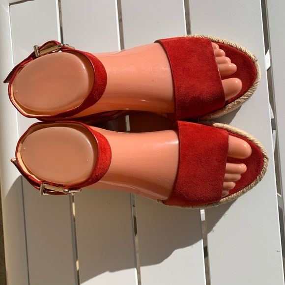 Vince Camuto red suede sandals espadrilles size 6M - Picture 2 of 14